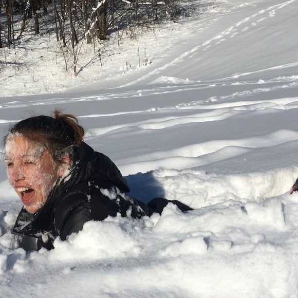 Meet your Posher, Bryony - Picture 1 of 1